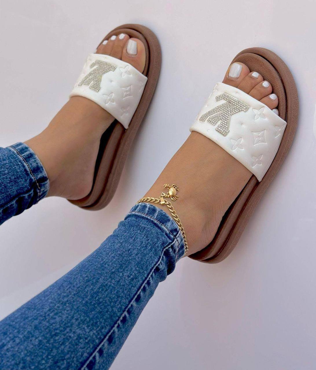 Plataforma: blanco y miel