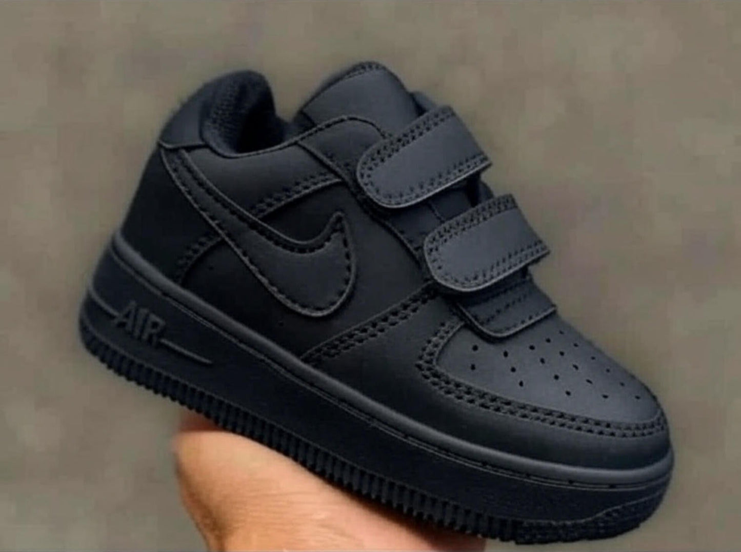 Tenis negro niño - niña